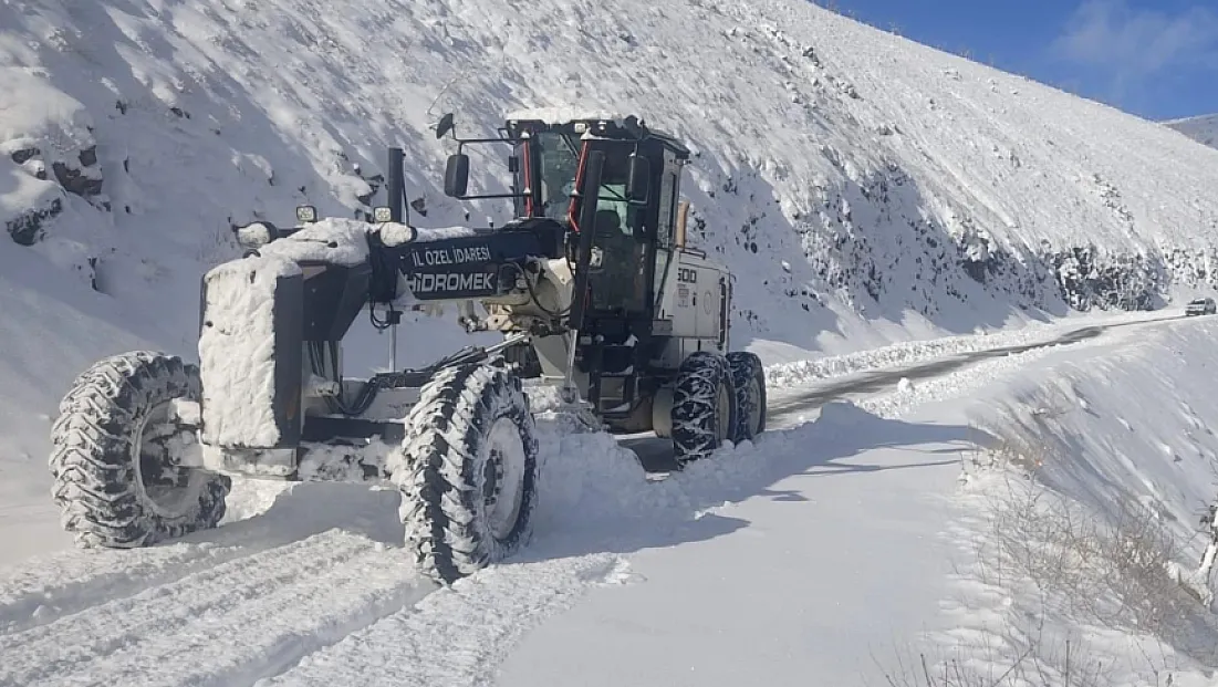 423 köy yolu ulaşıma kapandı