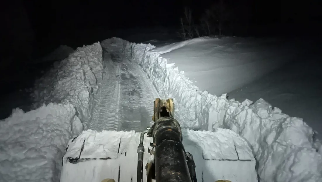 Elazığ'da kapalı köy yolları açıldı
