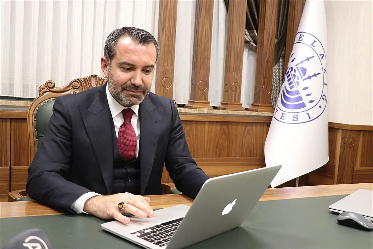 Başkan Şerifoğulları, 'Yılın Fotoğrafları' oylamasına katıldı