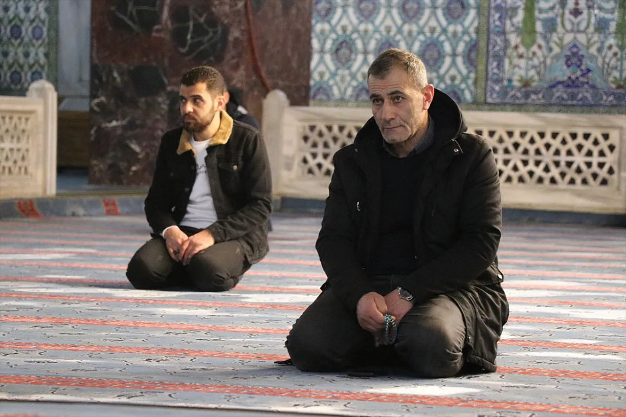 Depremde hayatını kaybedenler için mevlit okutuldu