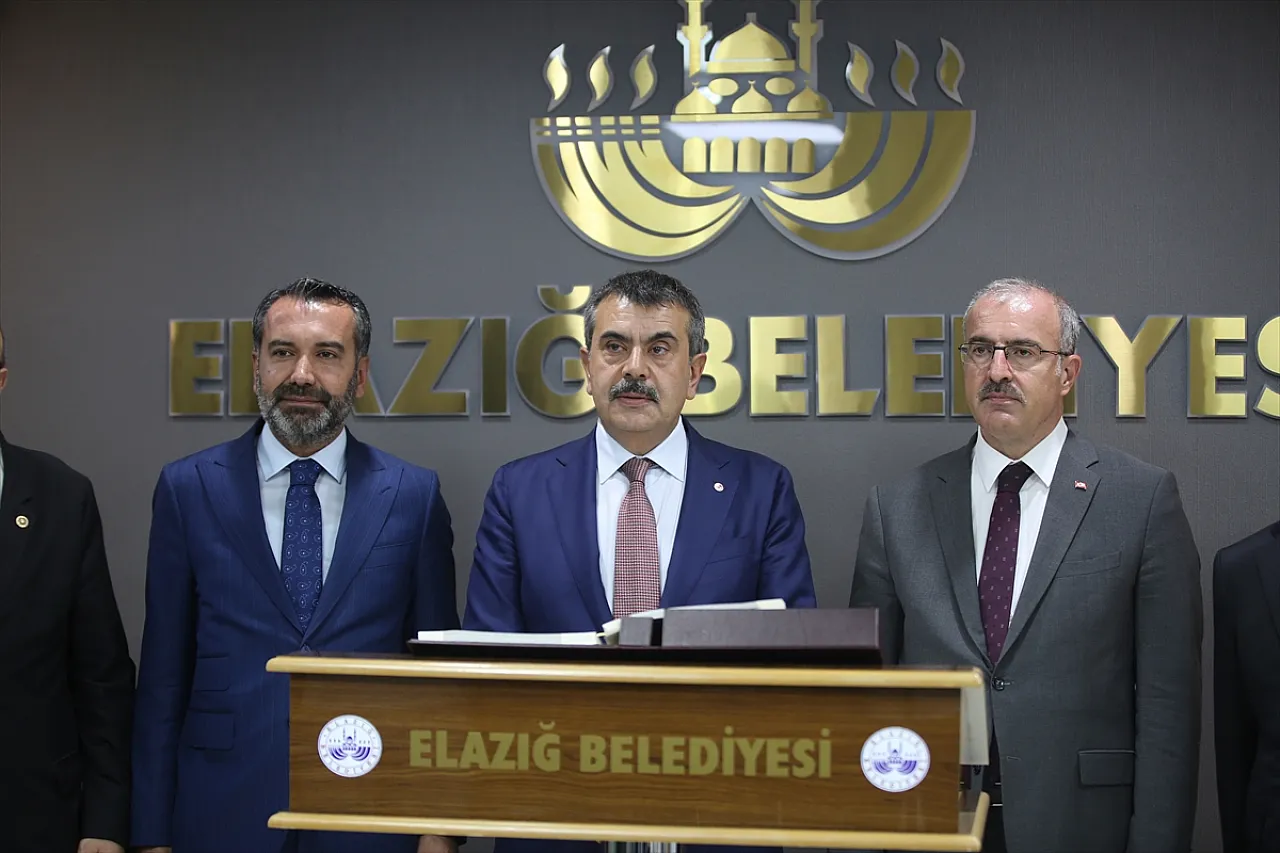 Bakan Tekin'in Elazığ temasları