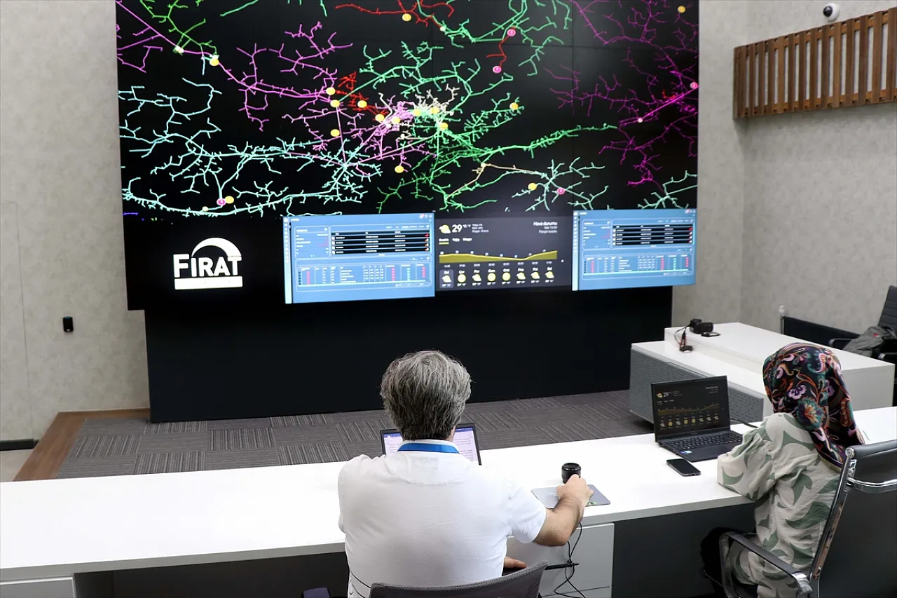 Fırat EDAŞ, 40 bin haneye yetecek enerjiyi kayıp kaçak olmaktan çıkardı