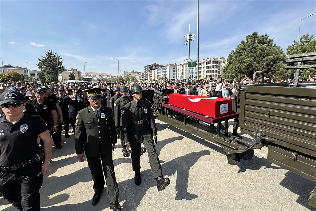 Şehit Alan son yolculuğuna uğurlandı