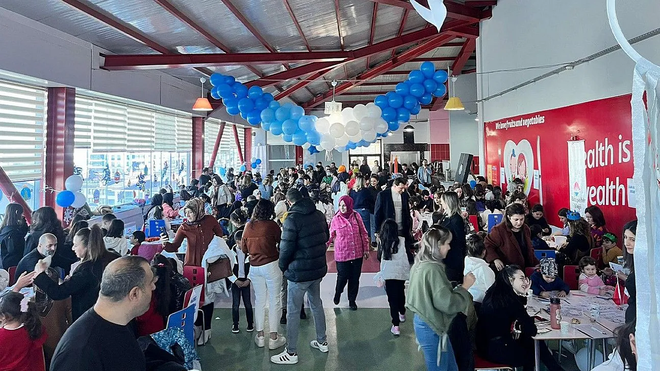 Elazığ Bahçeşehir Koleji'nde kış festivali coşkusu
