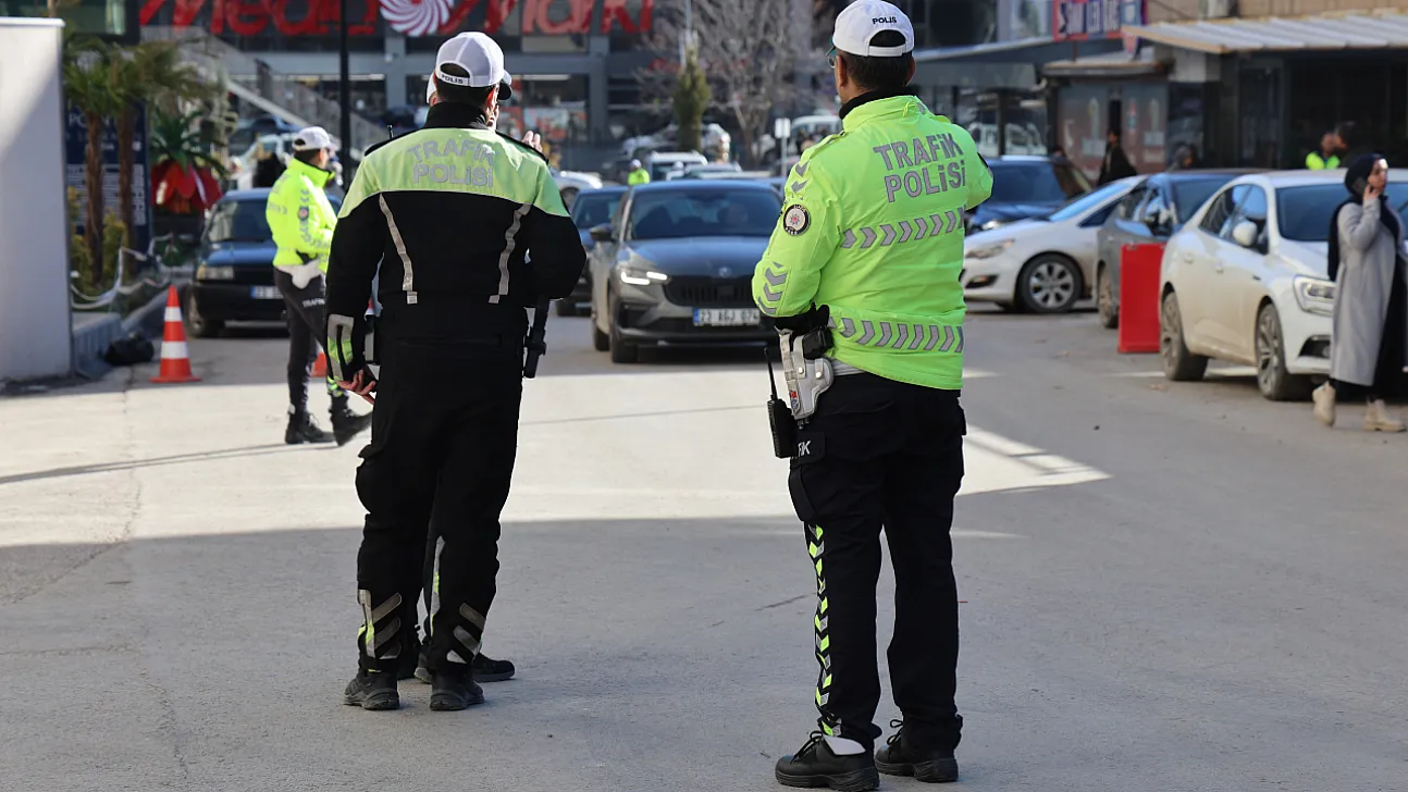Elazığ'da trafik denetimi