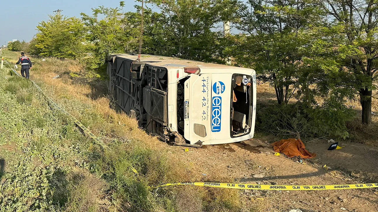 Konya'da yolcu otobüsü devrildi! Ölü ve yaralılar var
