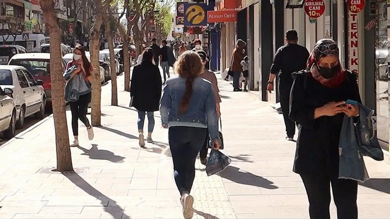 Online eğitim mi, yüz yüze eğitim mi?