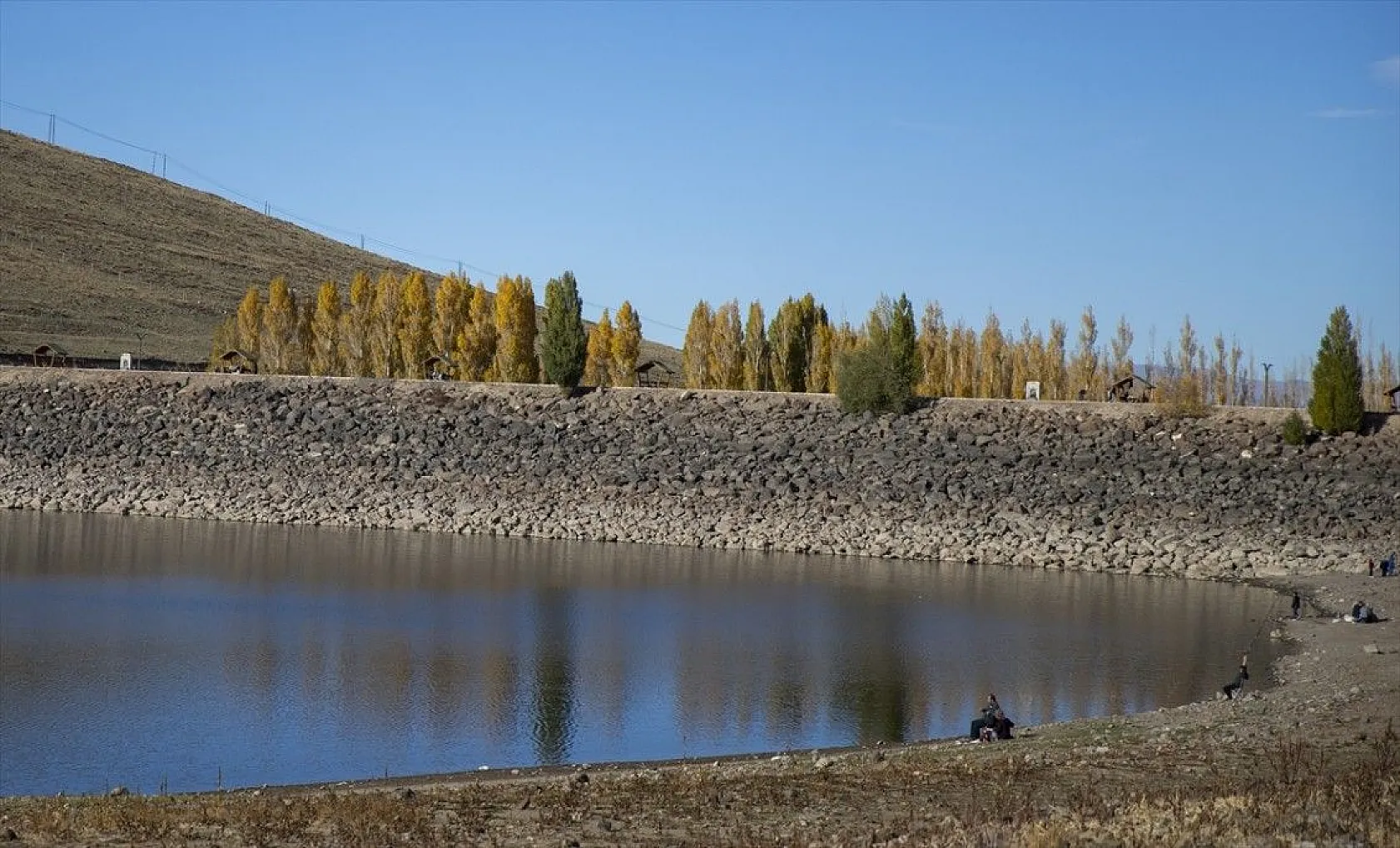 Erzurum'un meşhur Tekederesi mesire alanı sonbahar renklerine büründü