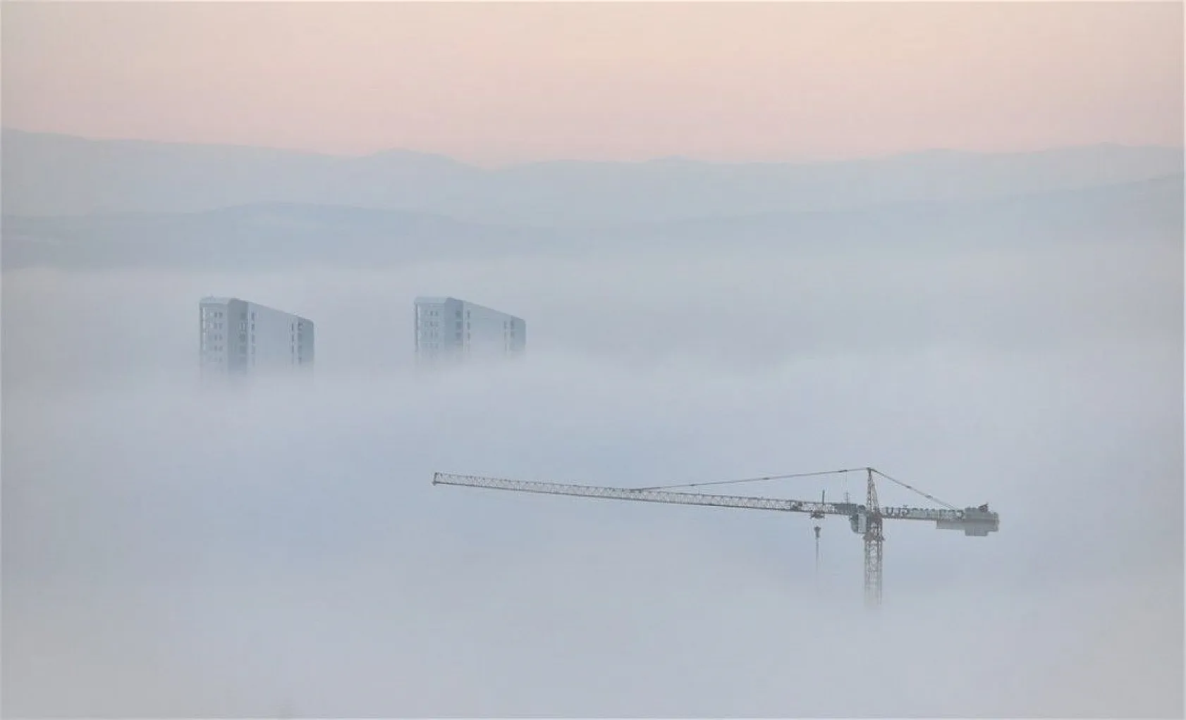 Elazığ'da sis görsel şölen oluşturdu