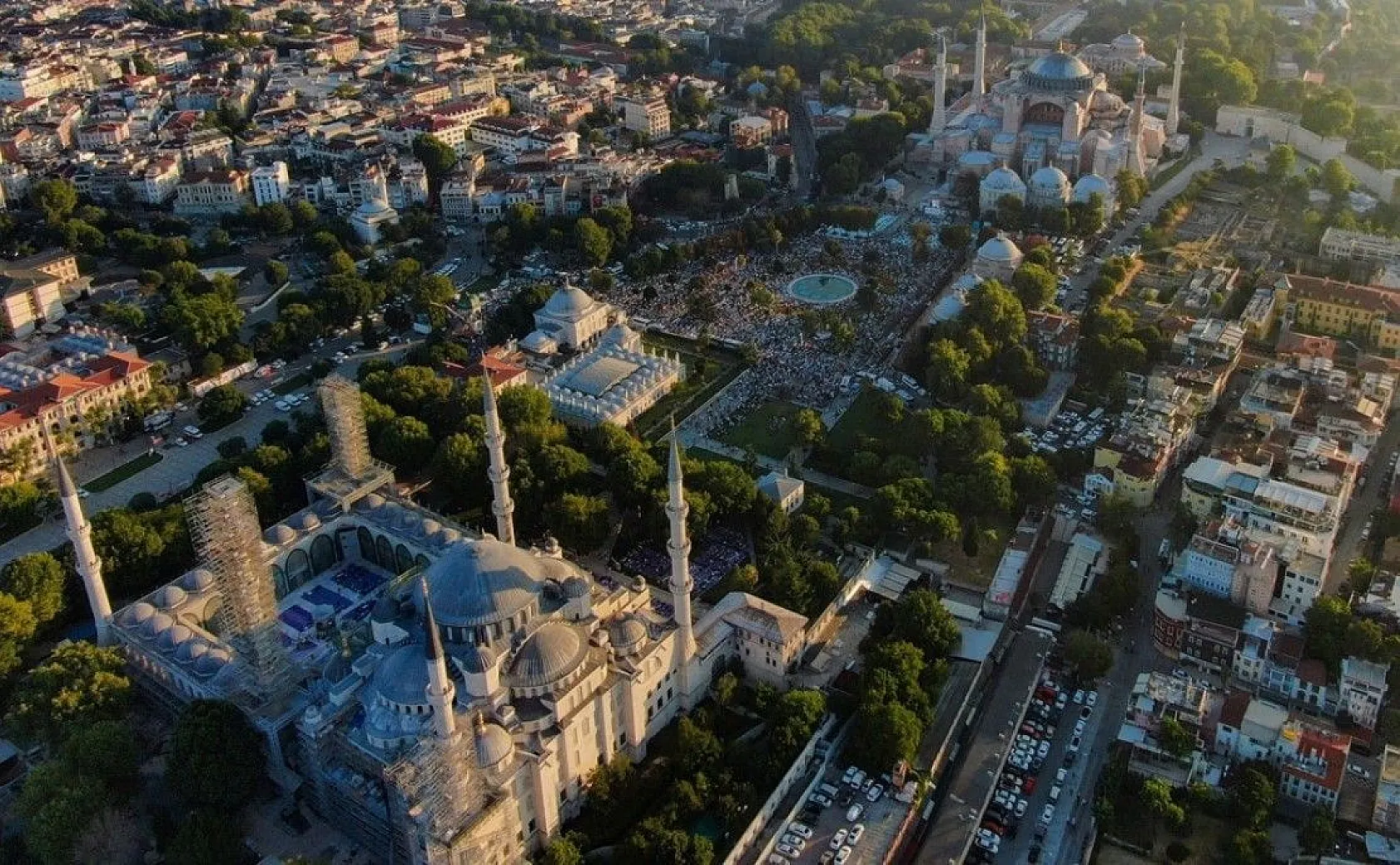 Kurban Bayramı'nın son gününde vatandaşlar Ayasofya'ya akın etti