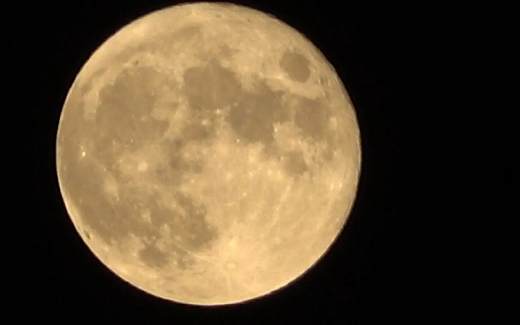 Harput'tan izlenen dolunay, hayran bıraktı