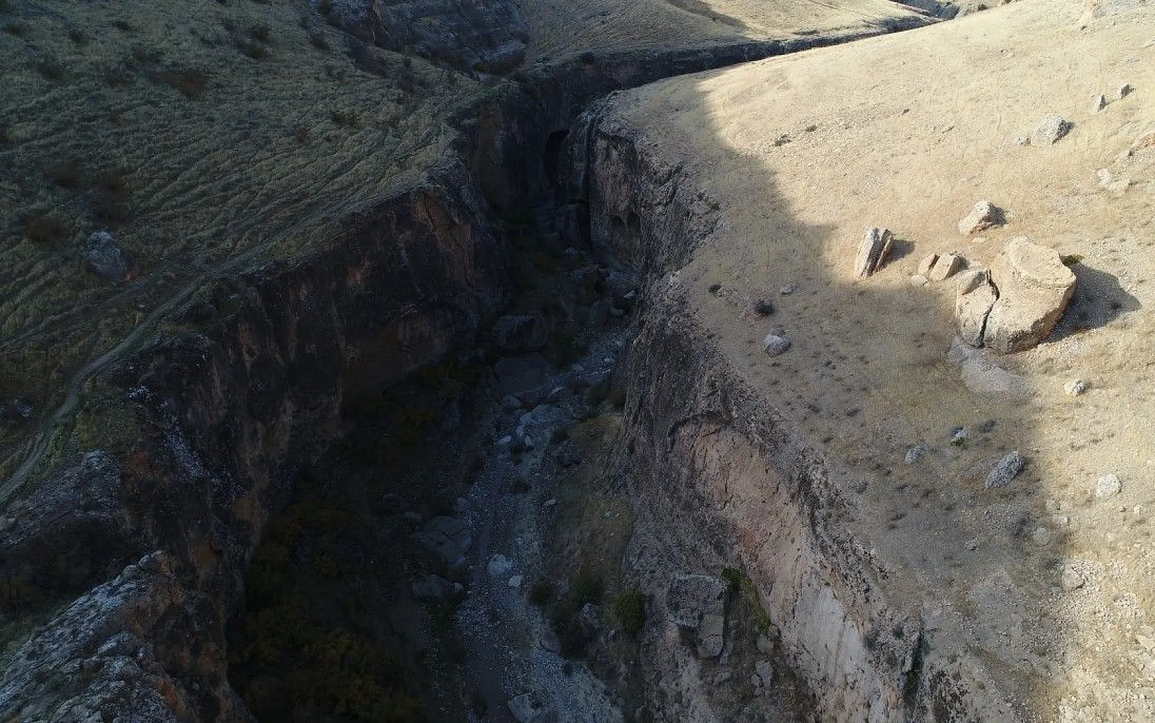 Saklıkapı ve Kara Leylek kanyonlarını bir de böyle görün