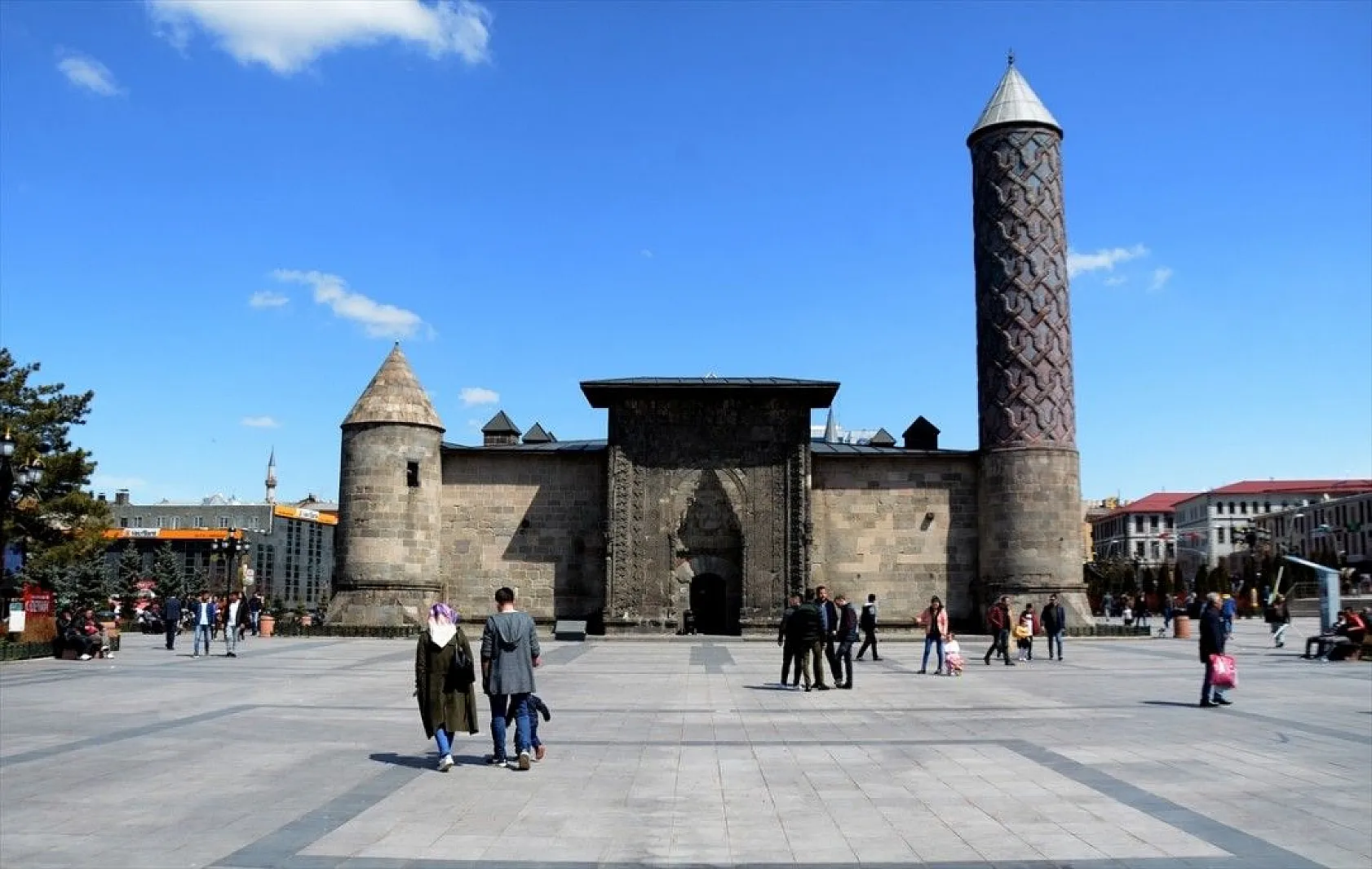 Selçuklu'nun eşsiz eserlerine ziyaretçi akını