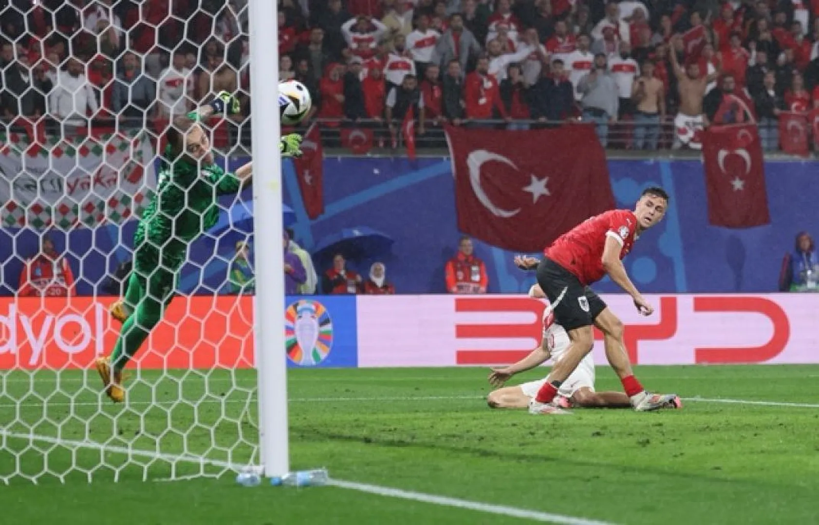 Türkiye çeyrek finalde