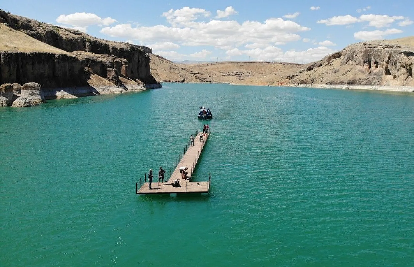 9 milyon yıllık kanyonlar için iskeleler kuruldu