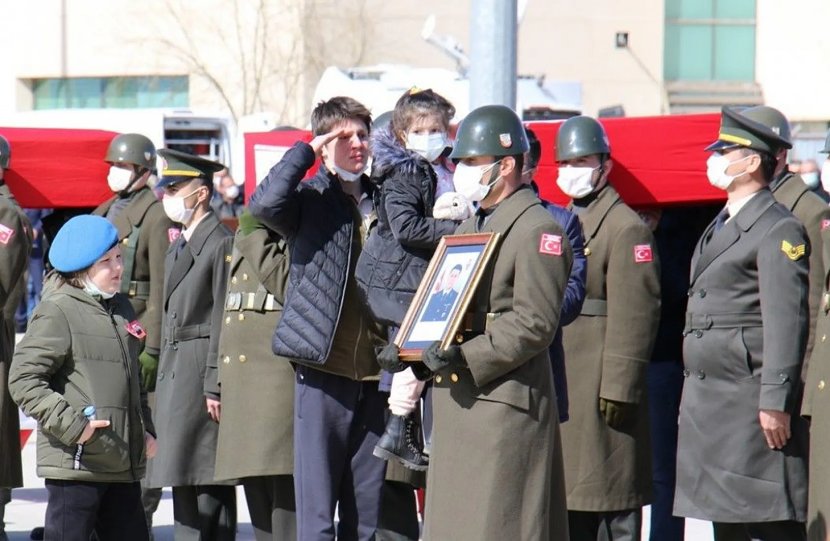 11 şehit Elazığ'dan törenle Ankara'ya uğurlandı