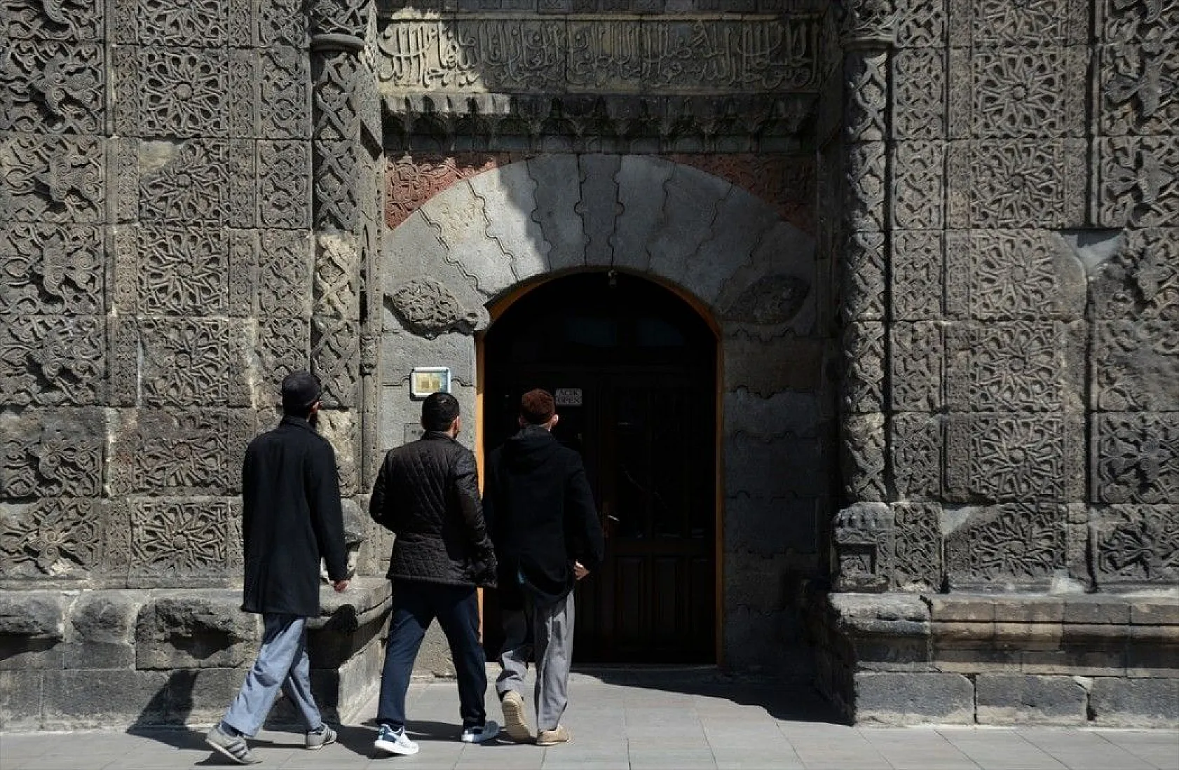 Selçuklu'nun eşsiz eserlerine ziyaretçi akını