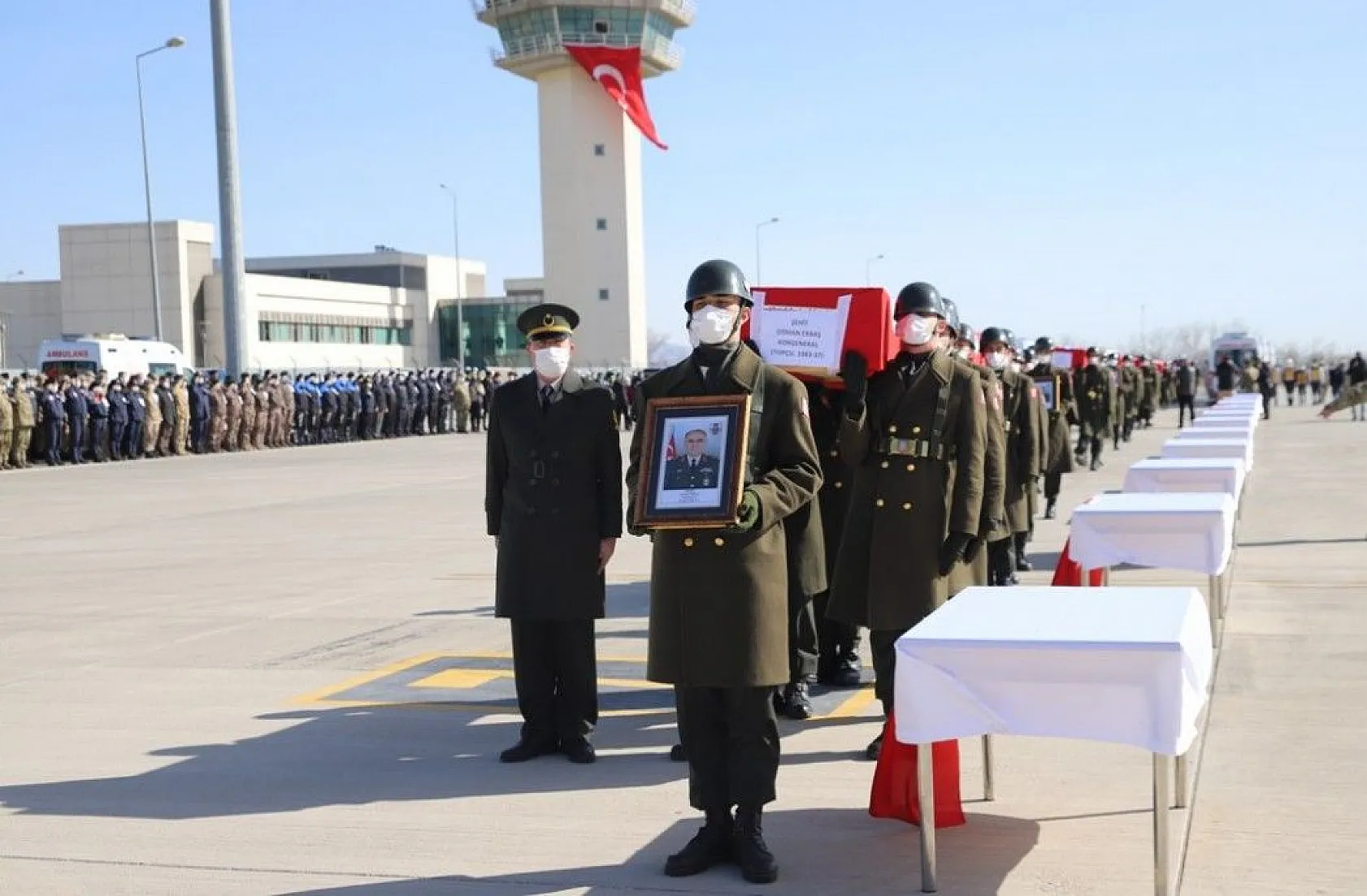 11 şehit Elazığ'dan törenle Ankara'ya uğurlandı