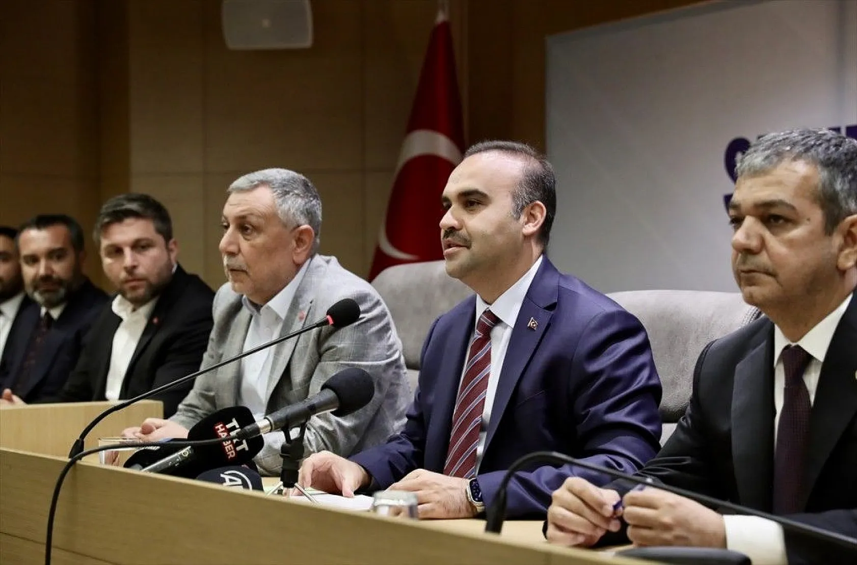 Sanayi ve Teknoloji Bakanı Kacır, Elazığ'da