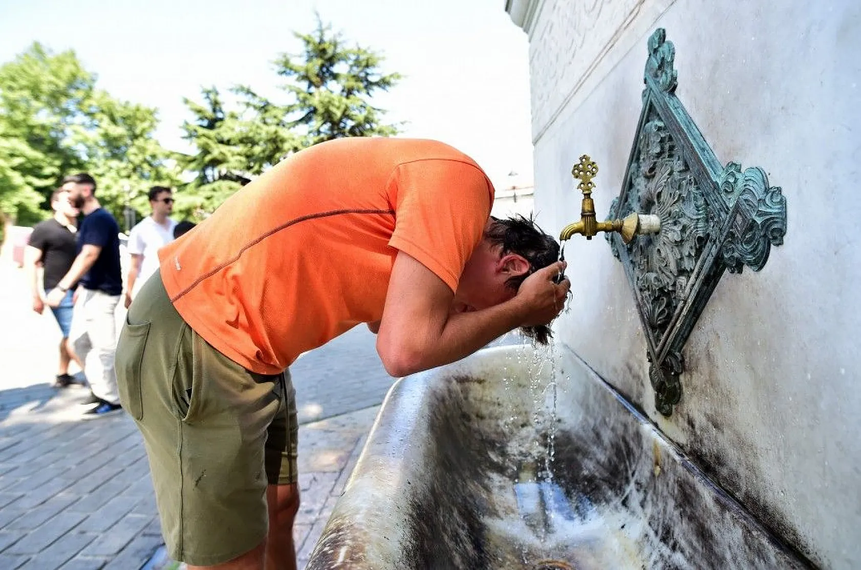 Termometreler 41 dereceyi gördü!