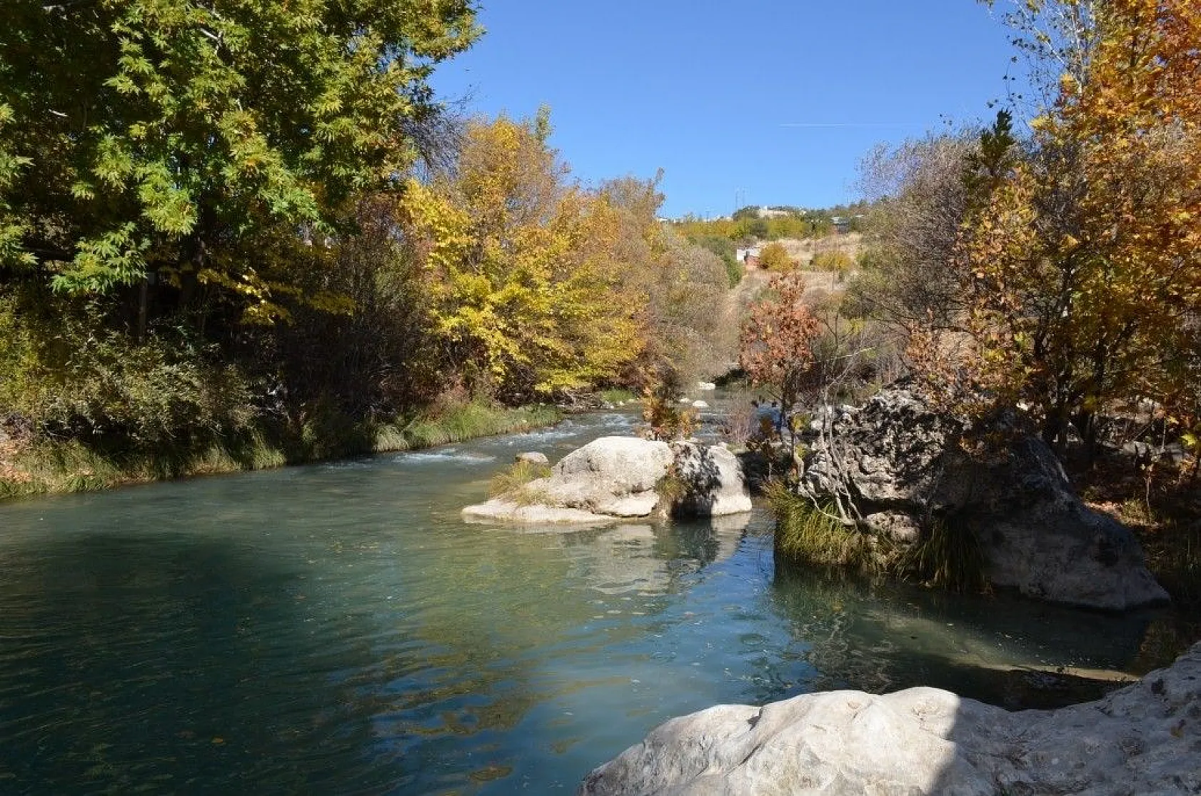 Tağar Köprüsün'de sonbahar şölen