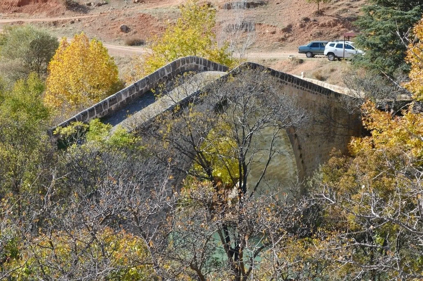 Tağar Köprüsün'de sonbahar şölen
