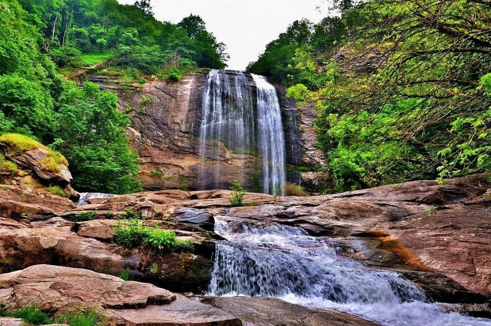 Bursa'nın şelalelerinde güz bereketi