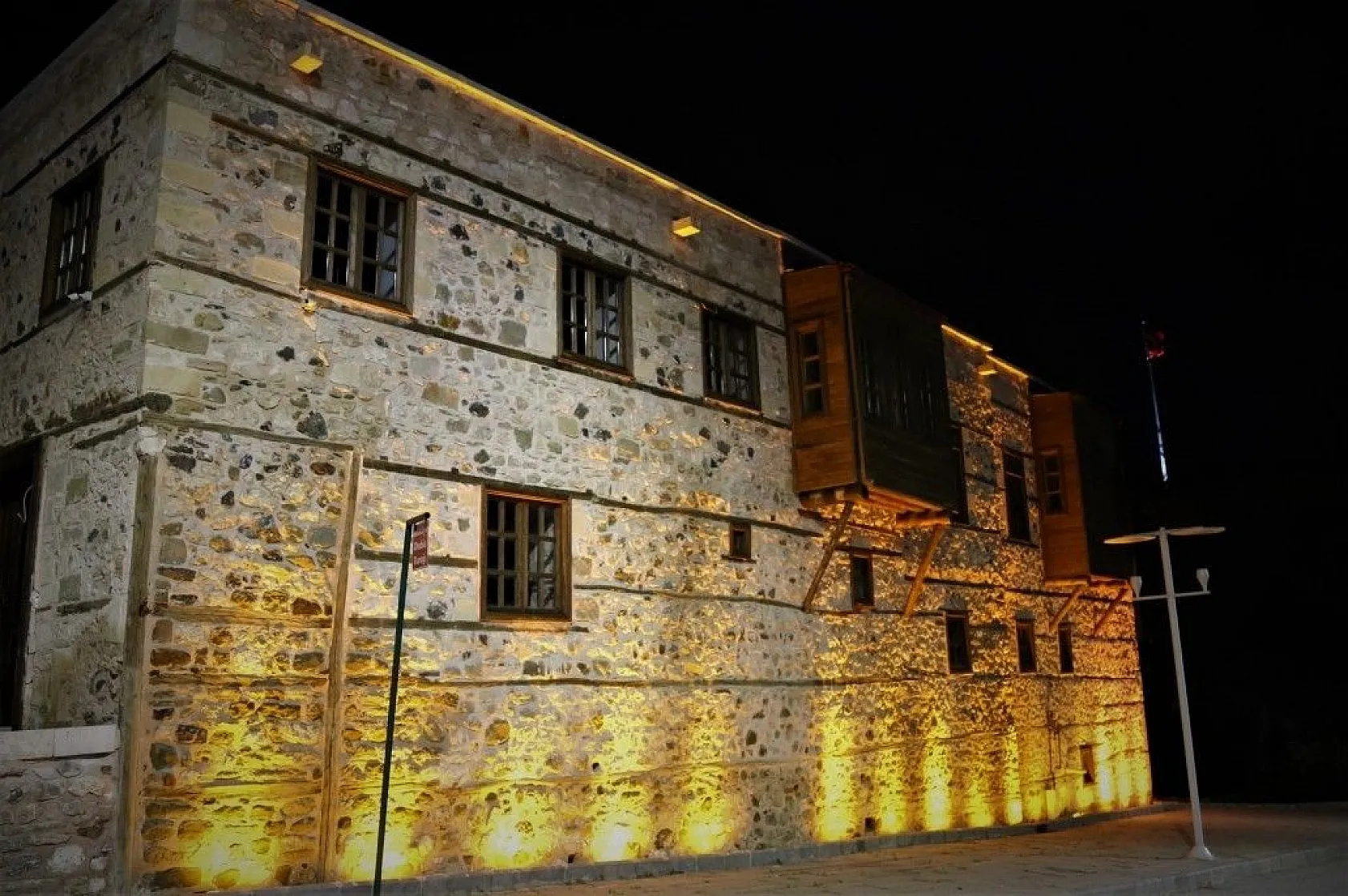 Harput'ta muhteşem gece fotoğrafları
