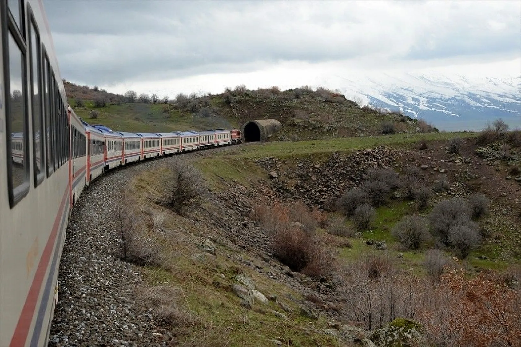 'Vangölü Ekspresi' ile doğunun güzelliği