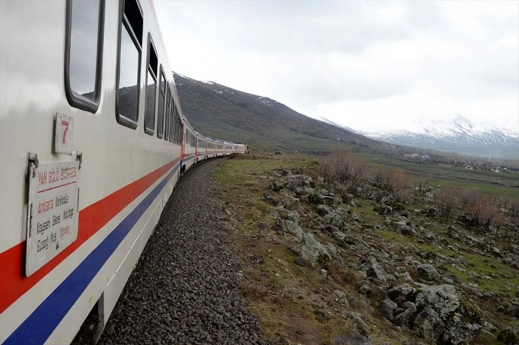 'Vangölü Ekspresi' ile doğunun güzelliği