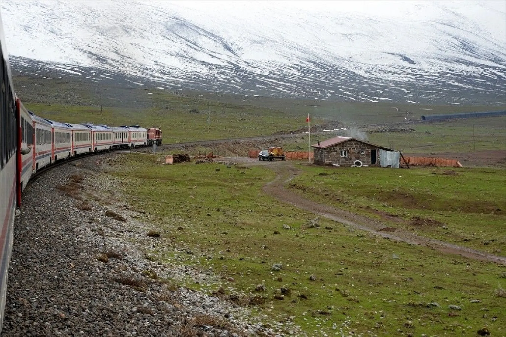 'Vangölü Ekspresi' ile doğunun güzelliği