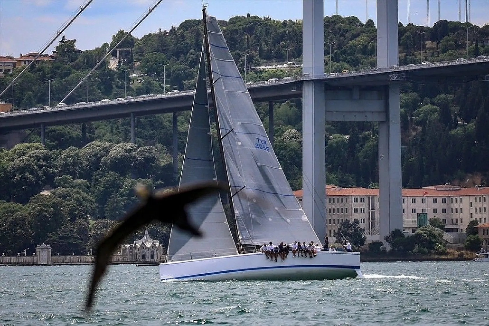 İstanbul Boğazı'nda yelken şöleni