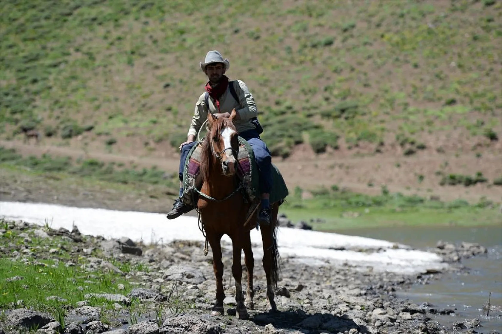 Gerendal Gölü, doğa tutkunlarını bekliyor
