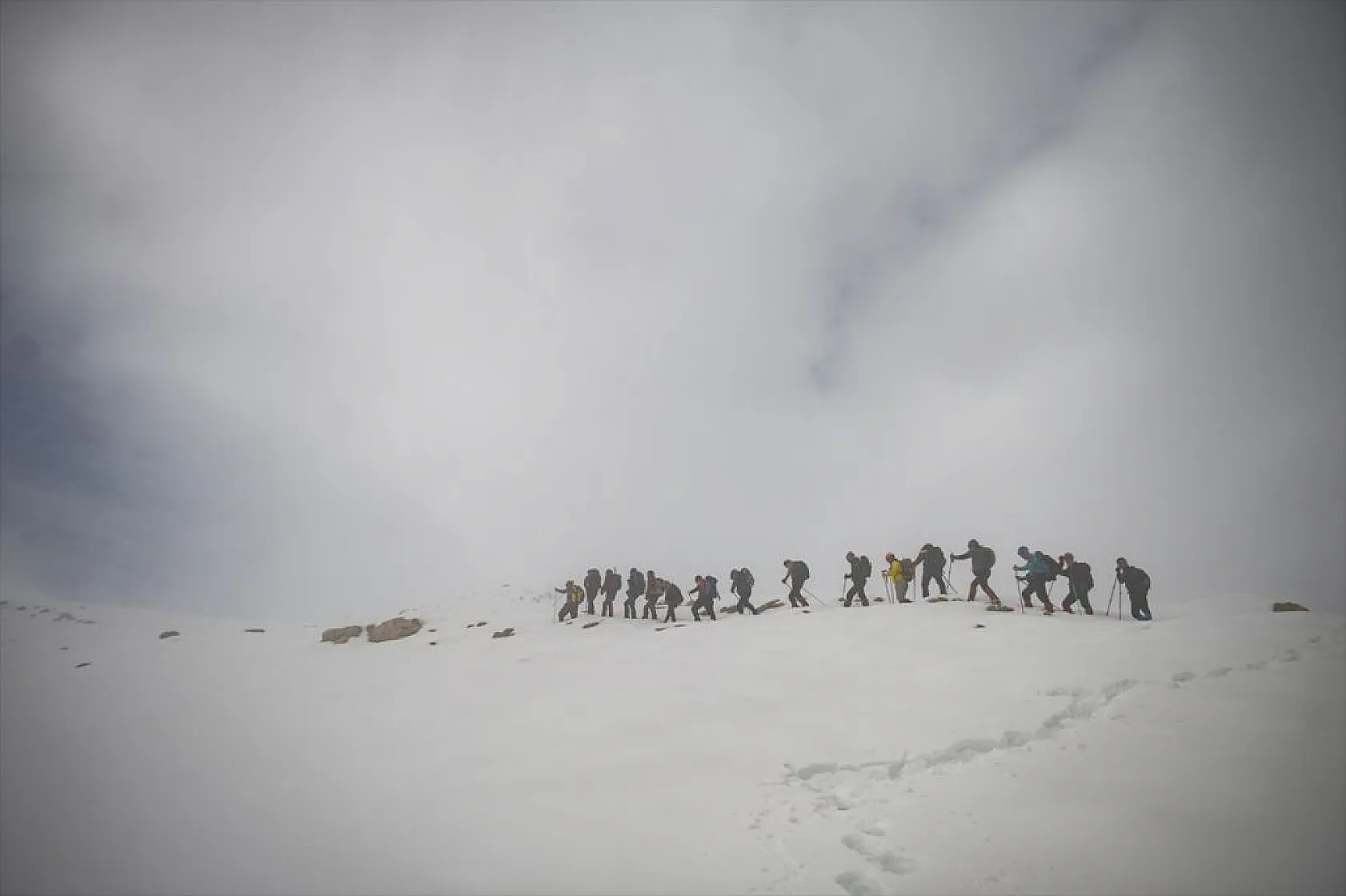 Beyaza bürünen Tunceli dağlarında kış tırmanışları başladı