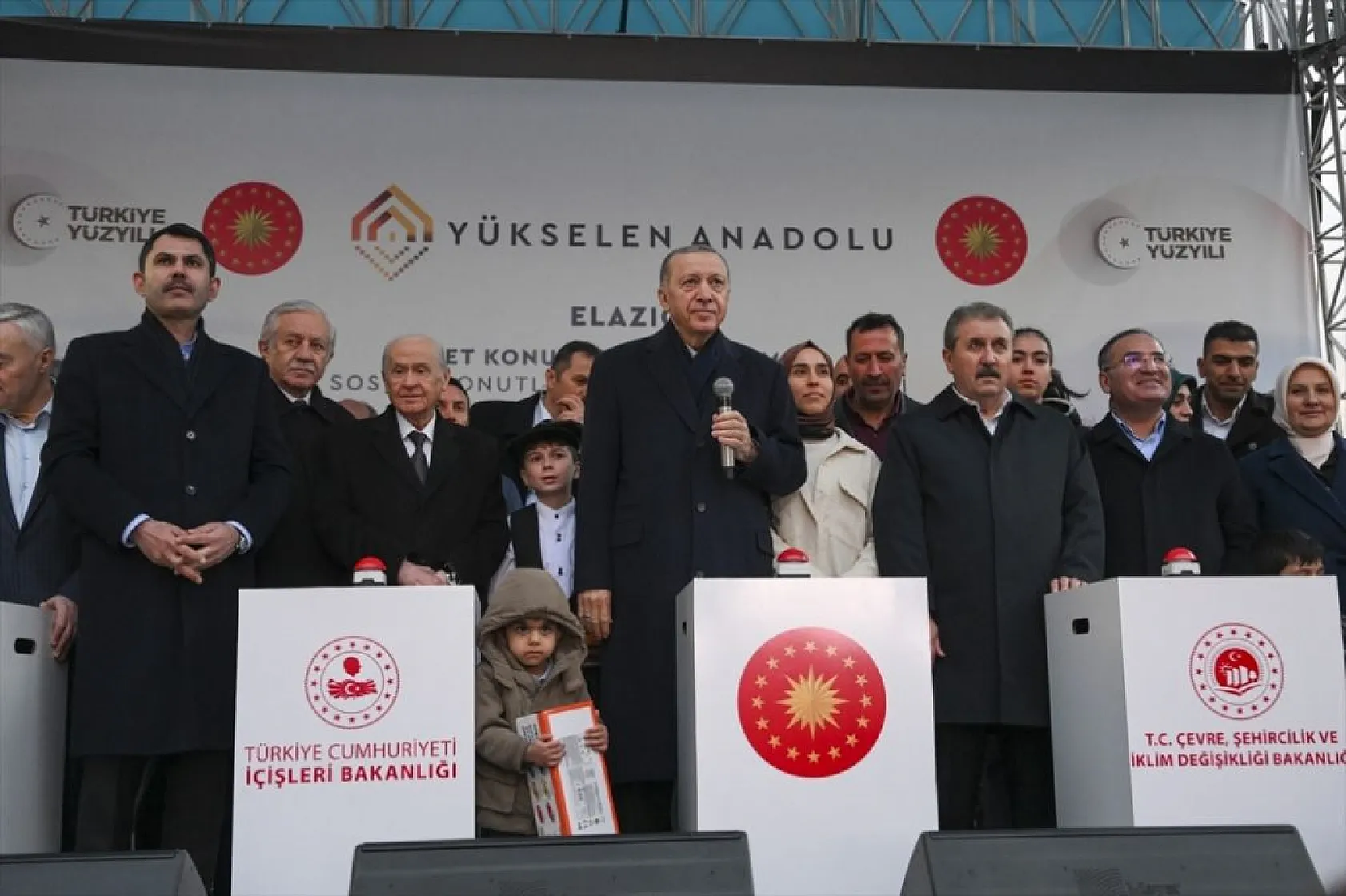 Cumhurbaşkanı Erdoğan'ın Elazığ ziyaretinden fotoğraflar