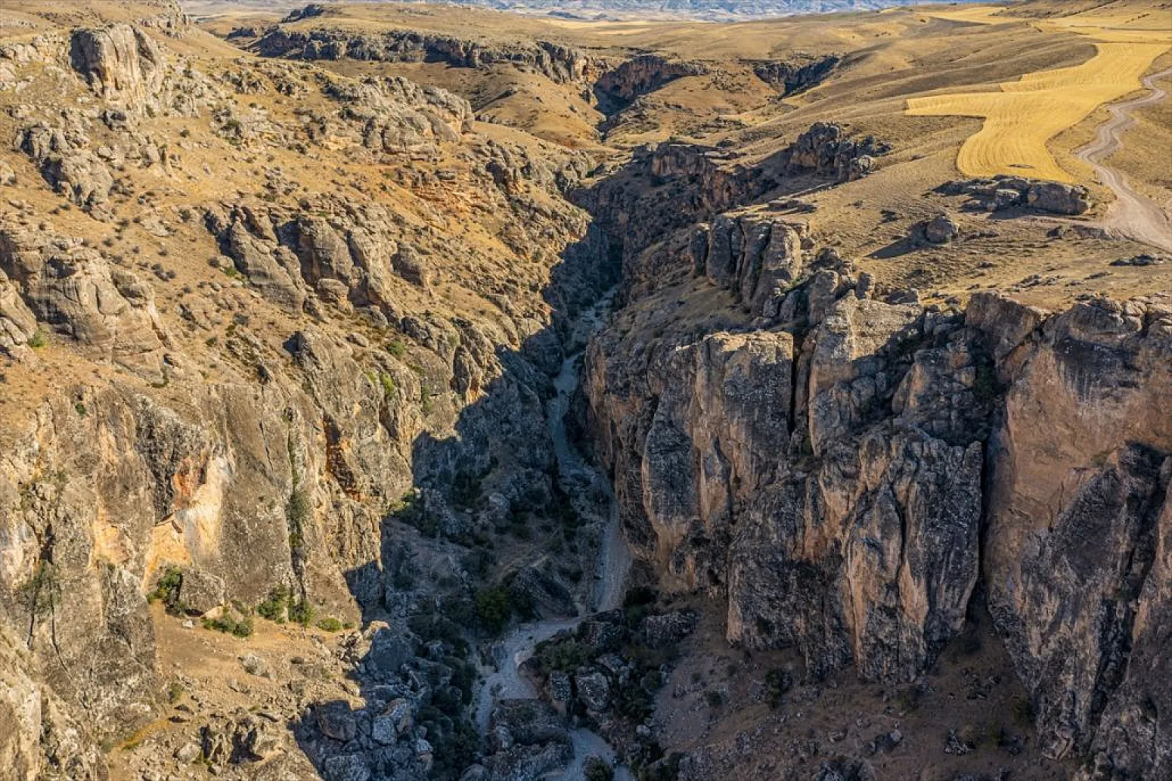 Saklıkapı Kanyonu doğa tutkunlarını kendine çekiyor