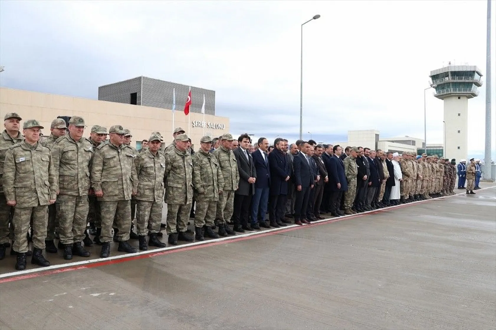 Şehit asker törenle memleketine uğurlandı