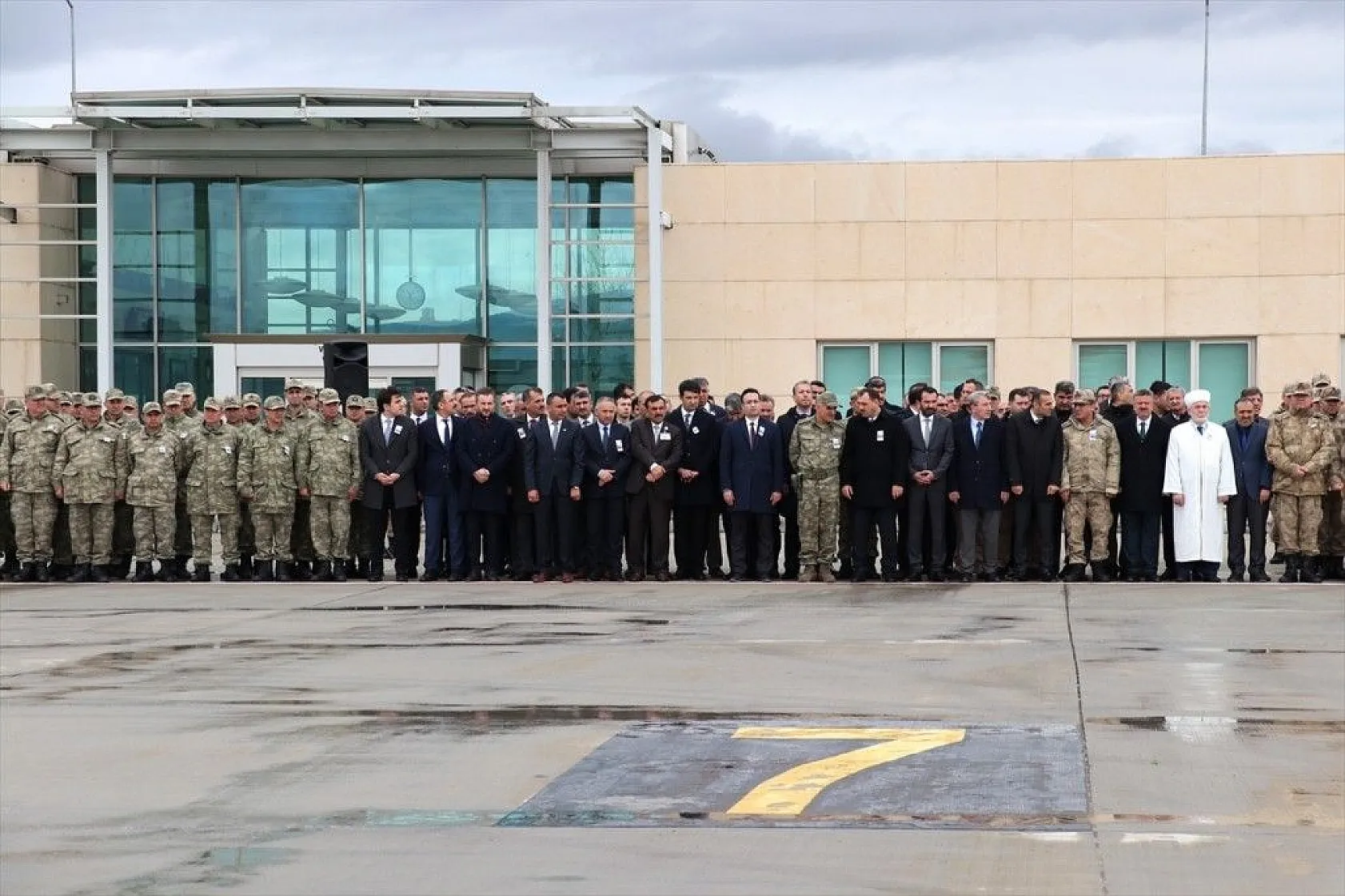 Şehit asker törenle memleketine uğurlandı