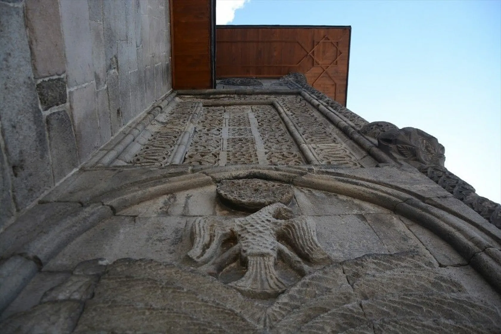 Selçuklu'nun eşsiz eserlerine ziyaretçi akını