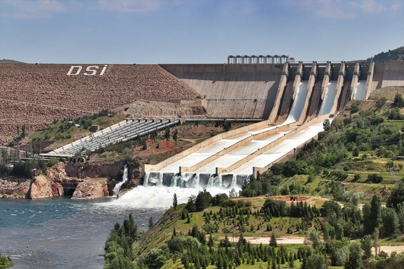 Keban Barajı'ndan muhteşem manzara