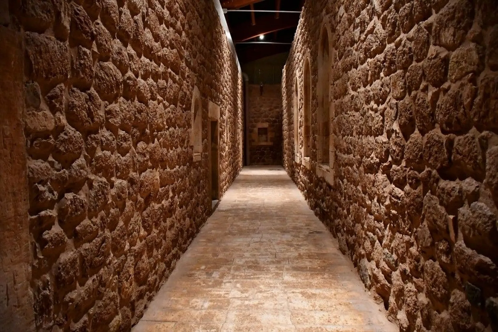 İshak Paşa Sarayı ışıl ışıl