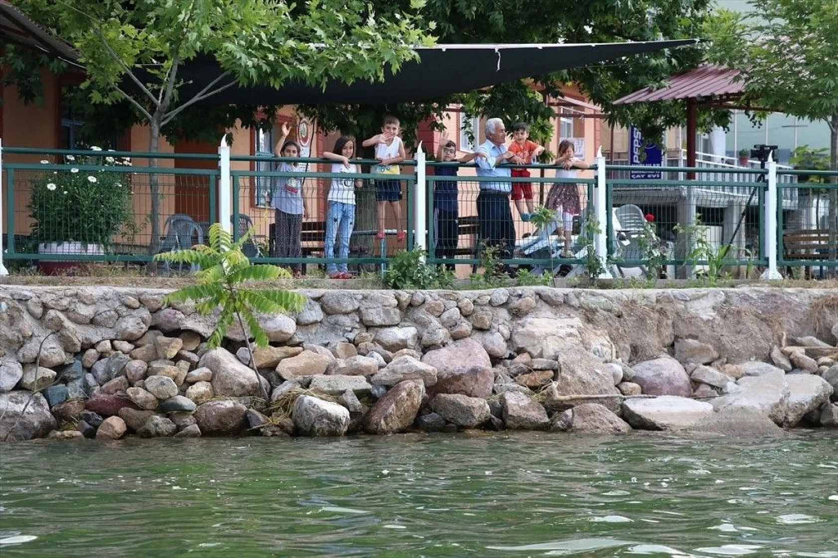 Aşağı İçme köyü doğal güzelliğiyle ilgi görüyor