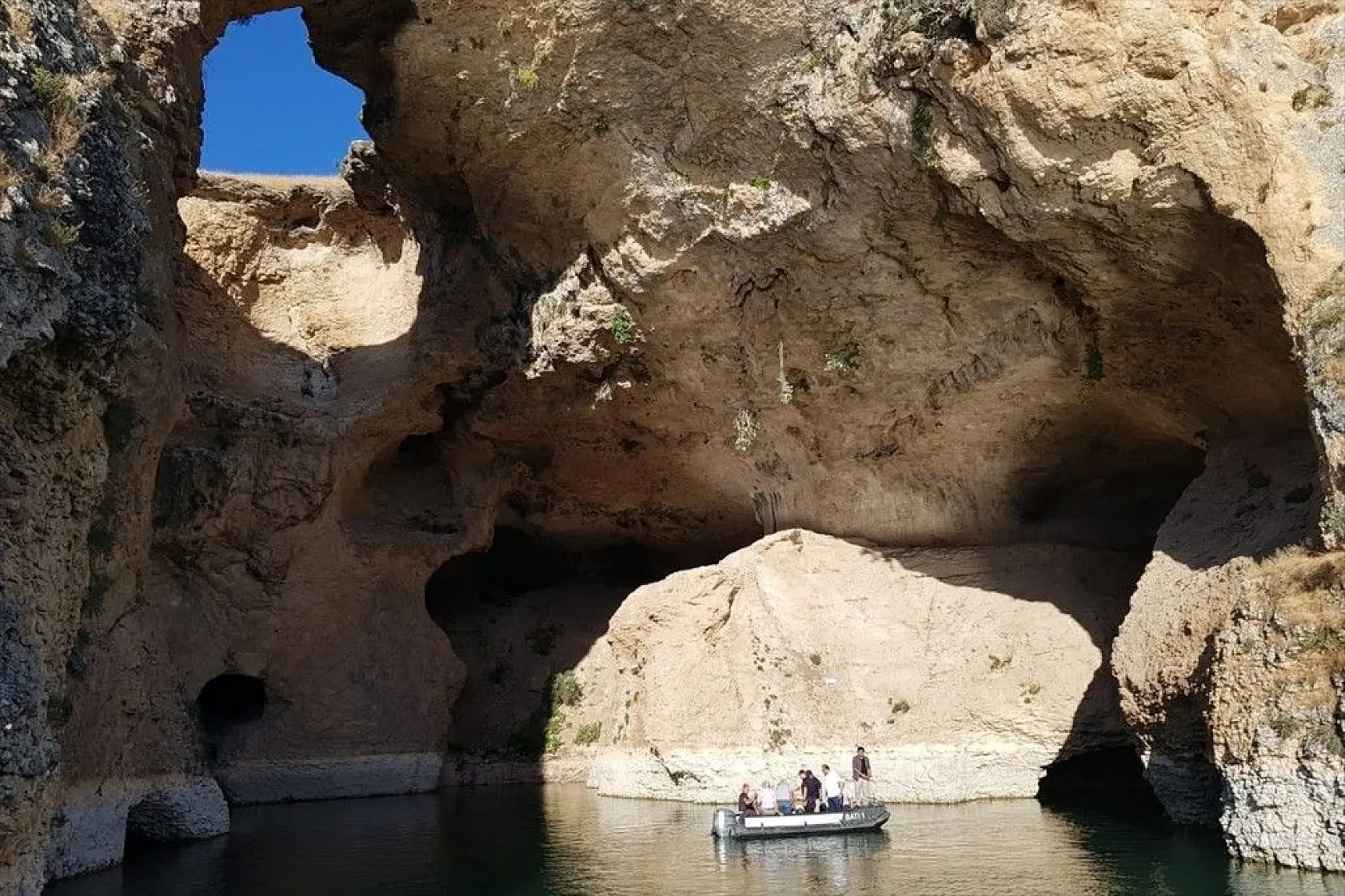 Yeni keşif 'Kara Leylek Kanyonu'