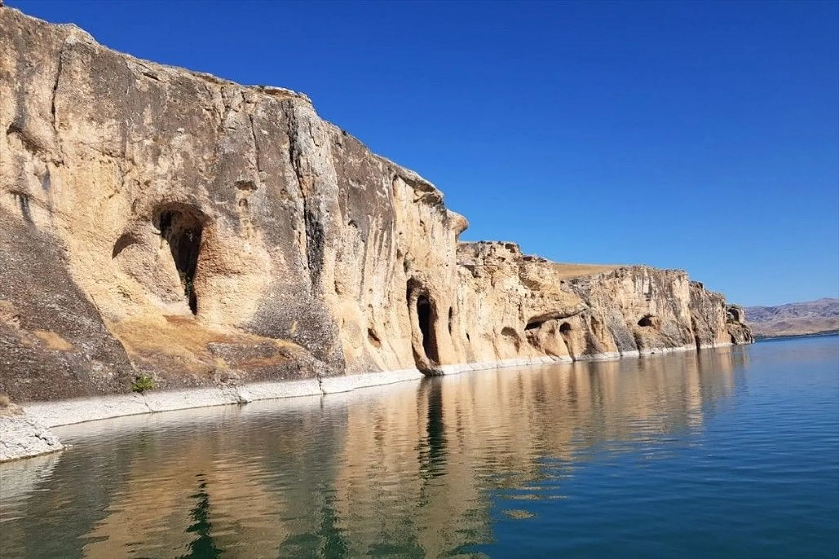 Yeni keşif 'Kara Leylek Kanyonu'