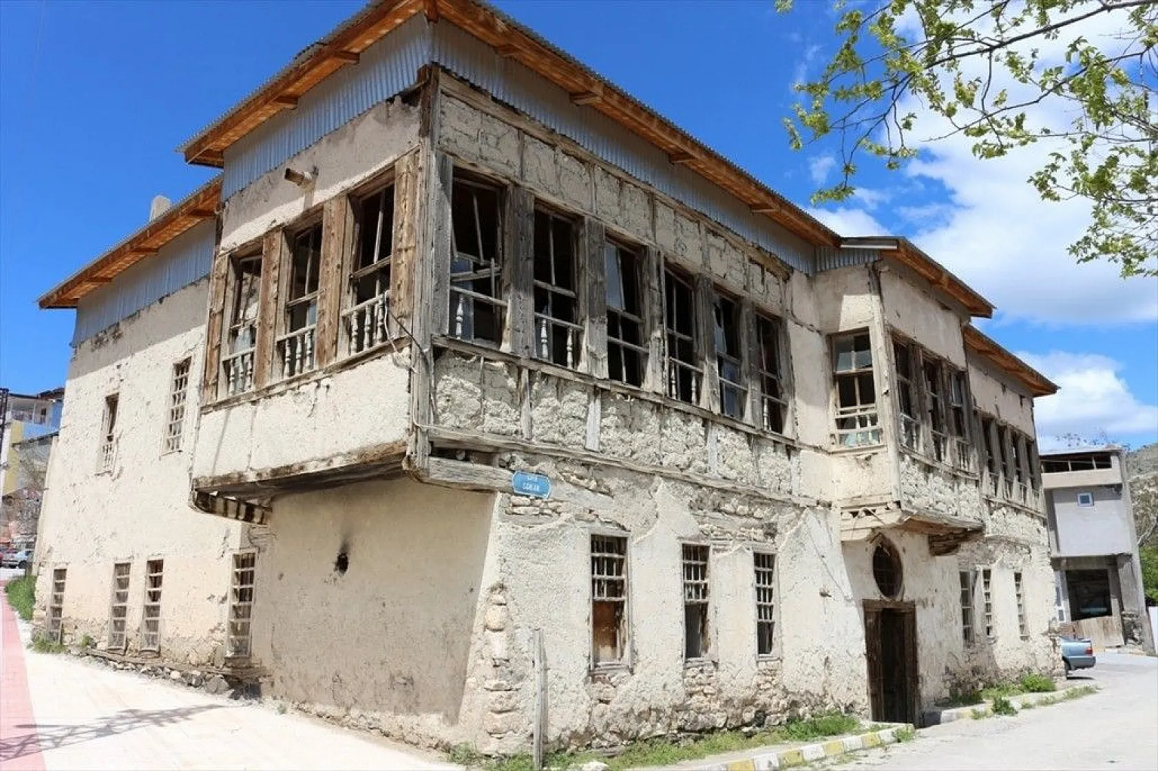 Elazığ'da Osmanlı Döneminden kalma 125 yıllık tarihi konak