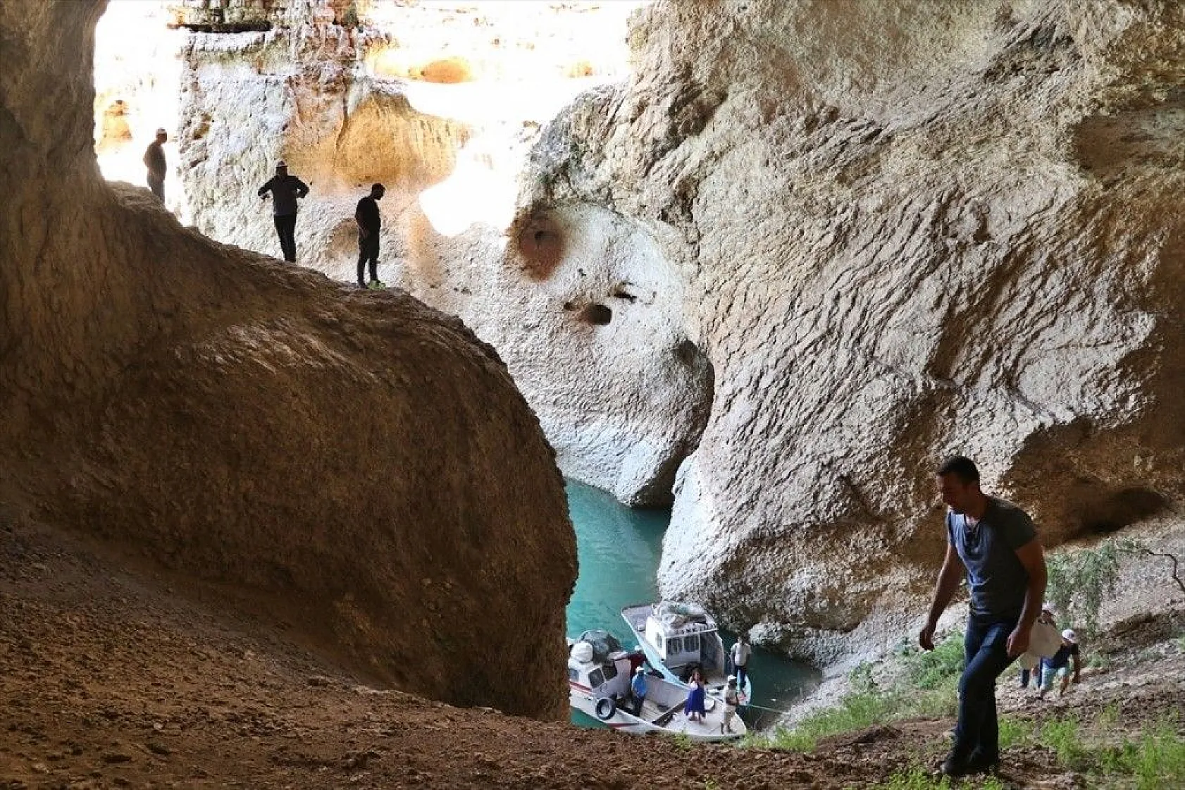 Saklıkapı ve Karaleylek kanyonları doğa tutkunlarını cezbediyor