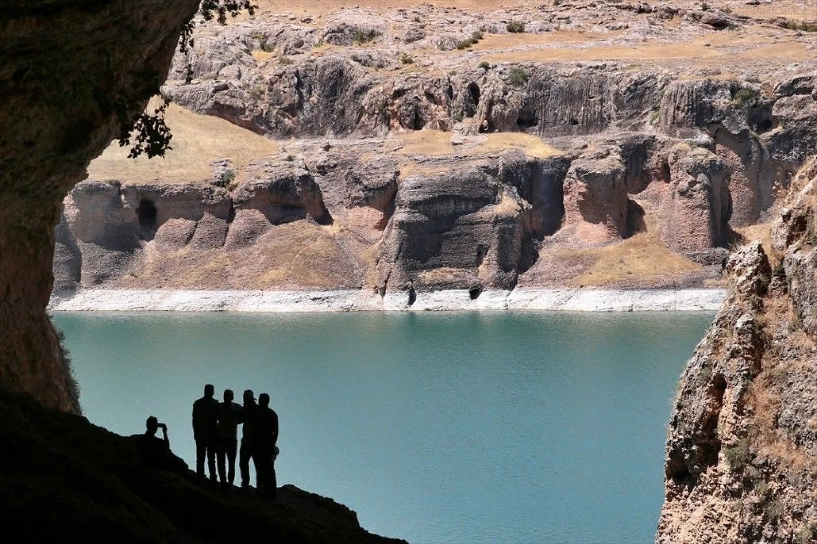 Saklıkapı ve Karaleylek kanyonları doğa tutkunlarını cezbediyor