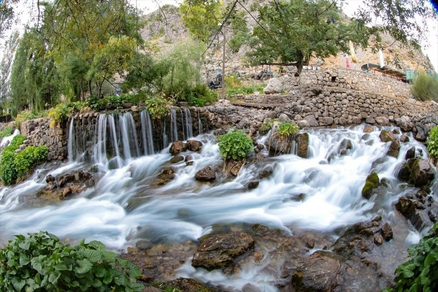 'Munzur Gözeleri' turistlerin gözdesi oldu