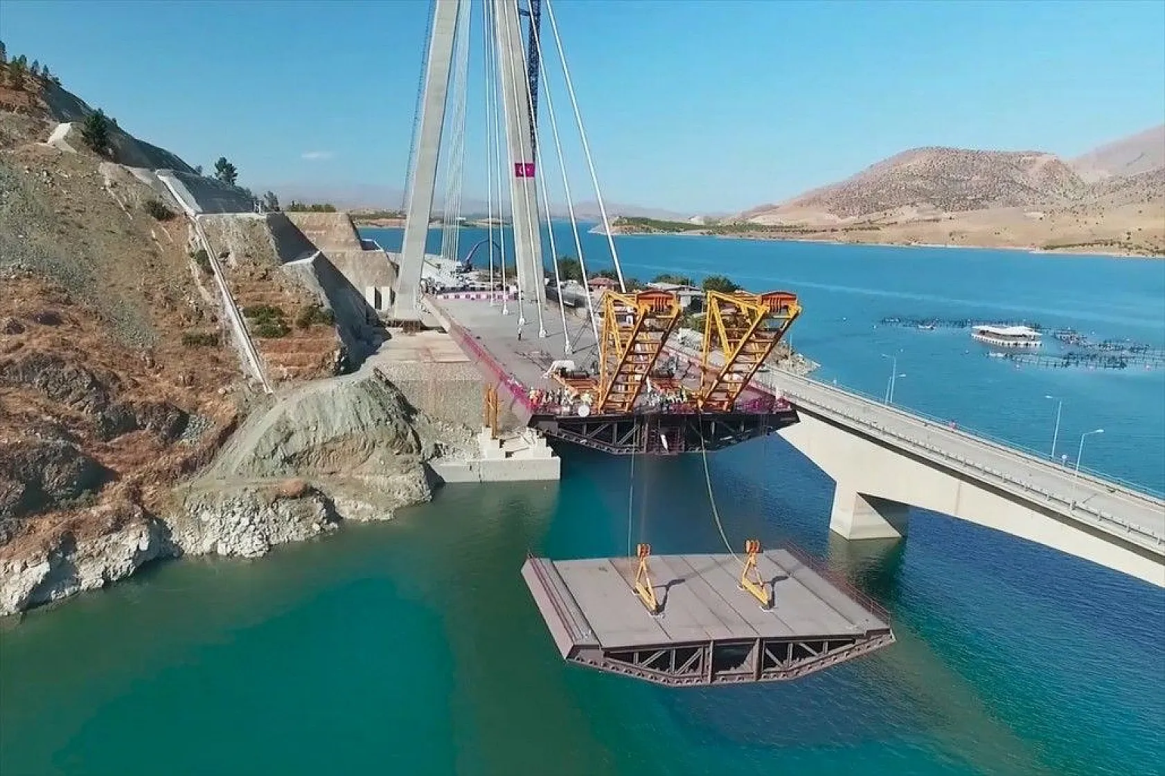 Yeni Kömürhan Köprüsü yapımından fotoğraflar