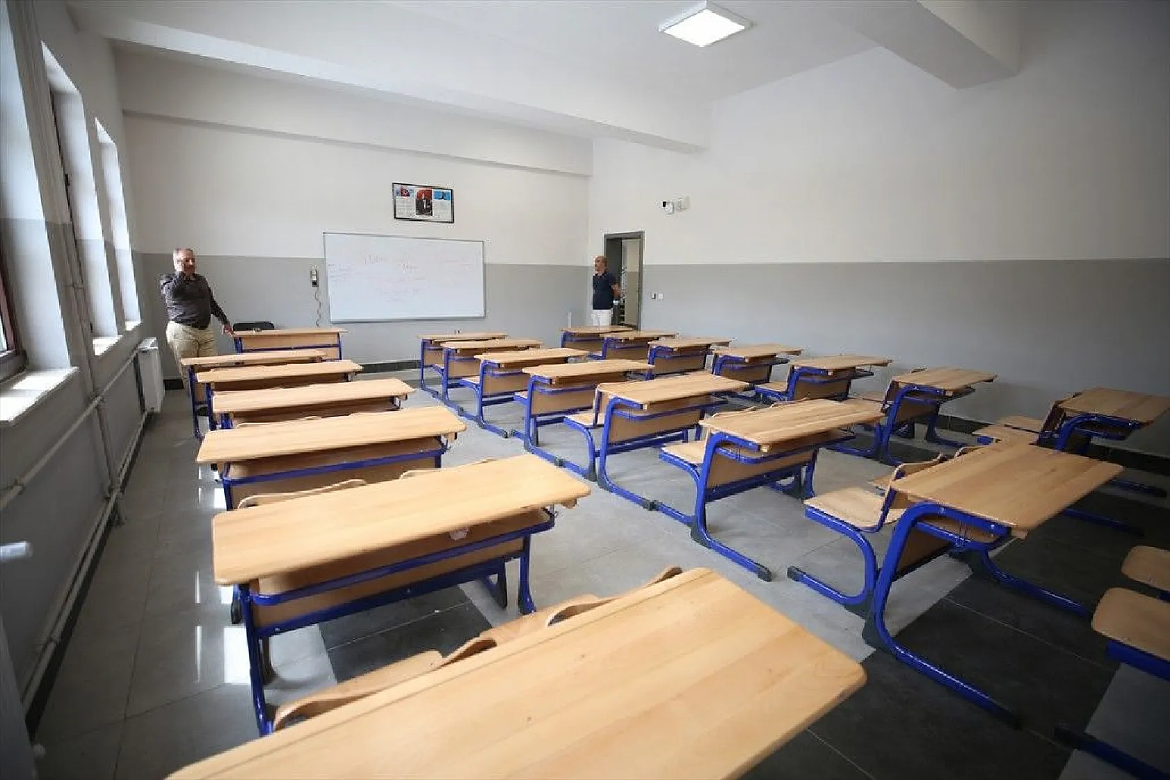 Depremin etkilediği Elazığ'da yeni okul binaları yükseliyor